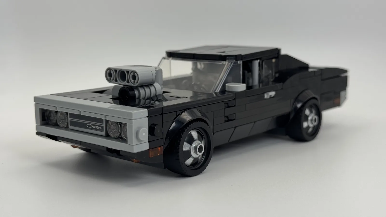 LEGO Speed Champions 76912 Fast & Furious 1970 Dodge Charger R/T additional image 2 thumbnail