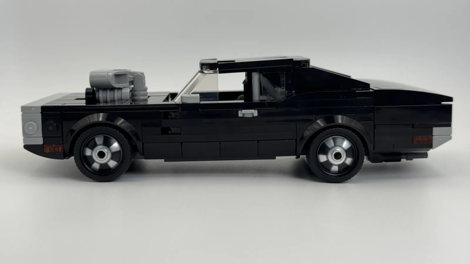 LEGO Speed Champions 76912 Fast & Furious 1970 Dodge Charger R/T additional image 3 thumbnail