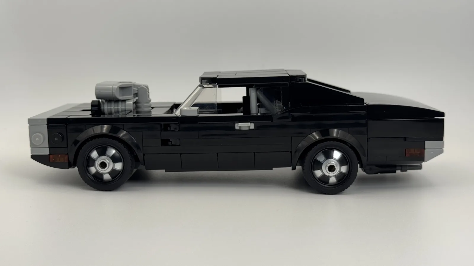 LEGO Speed Champions 76912 Fast & Furious 1970 Dodge Charger R/T additional image 3 thumbnail