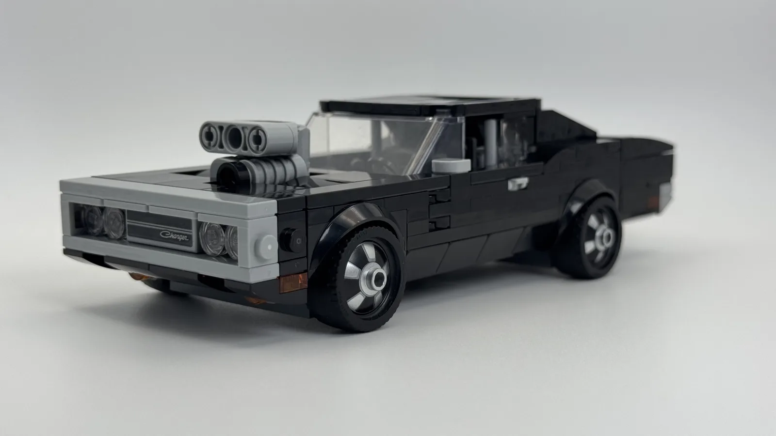 LEGO Speed Champions 76912 Fast & Furious 1970 Dodge Charger R/T additional image 2 thumbnail