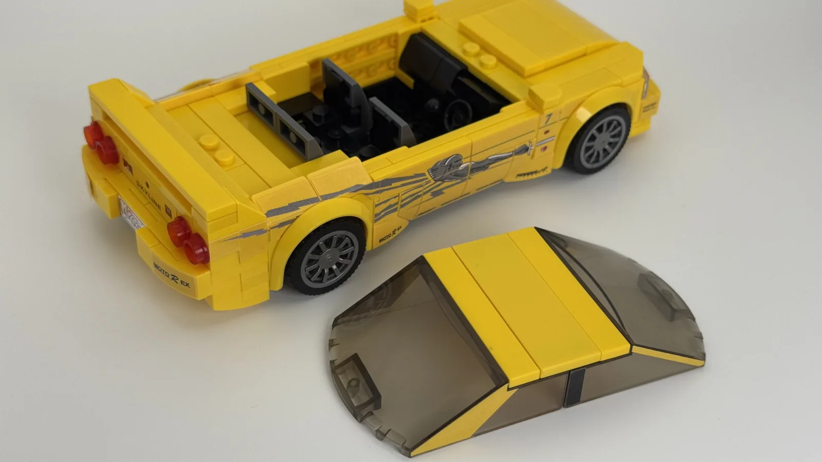Fast & Furious Leon's Nissan Skyline GT-R R33 additional image 11 thumbnail