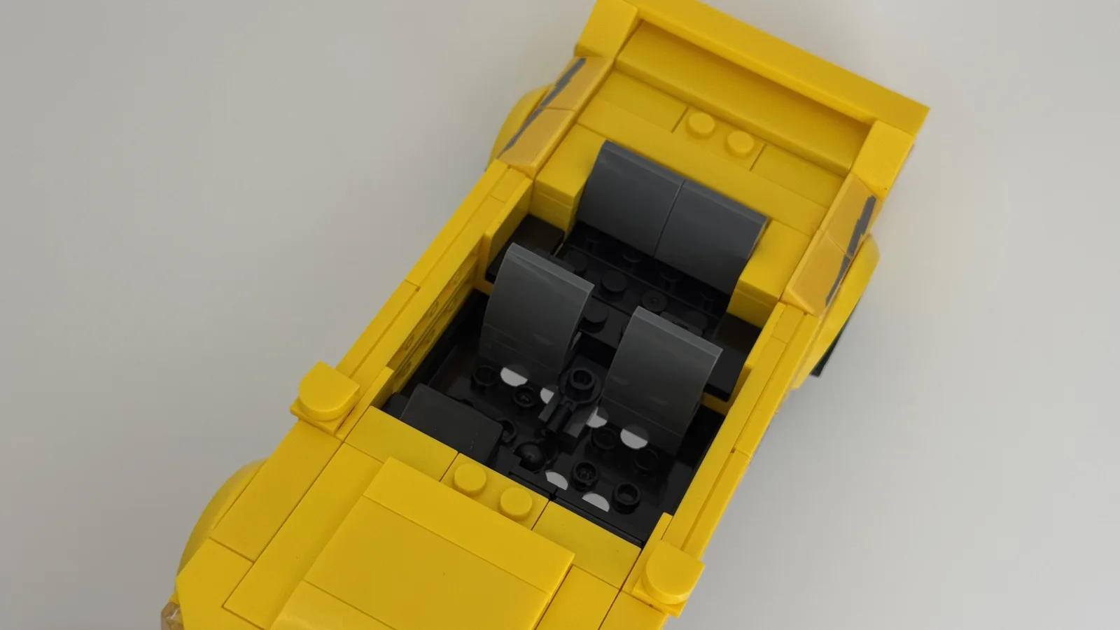 Fast & Furious Leon's Nissan Skyline GT-R R33 additional image 12 thumbnail