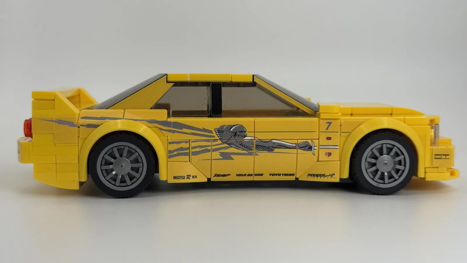 Fast & Furious Leon's Nissan Skyline GT-R R33 additional image 7 thumbnail